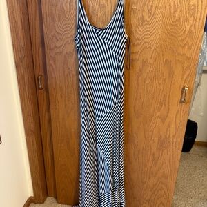 Ladies Mossimo Dress